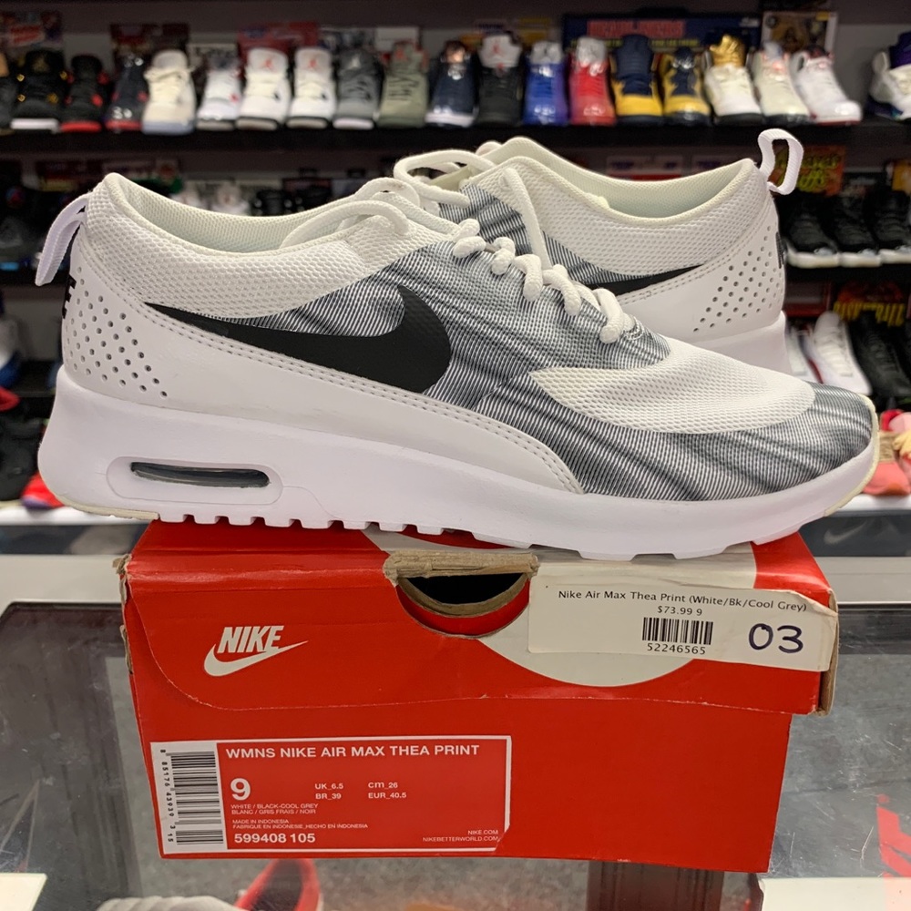 Nike women’s air max Thea size 9 running trainer